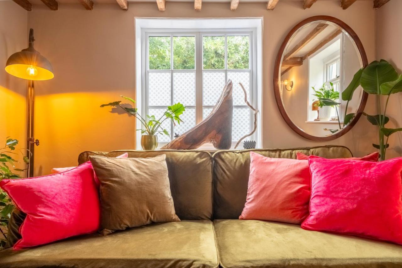 Most Romantic Cottage In Suffolk - Number Four Framlingham Bagian luar foto