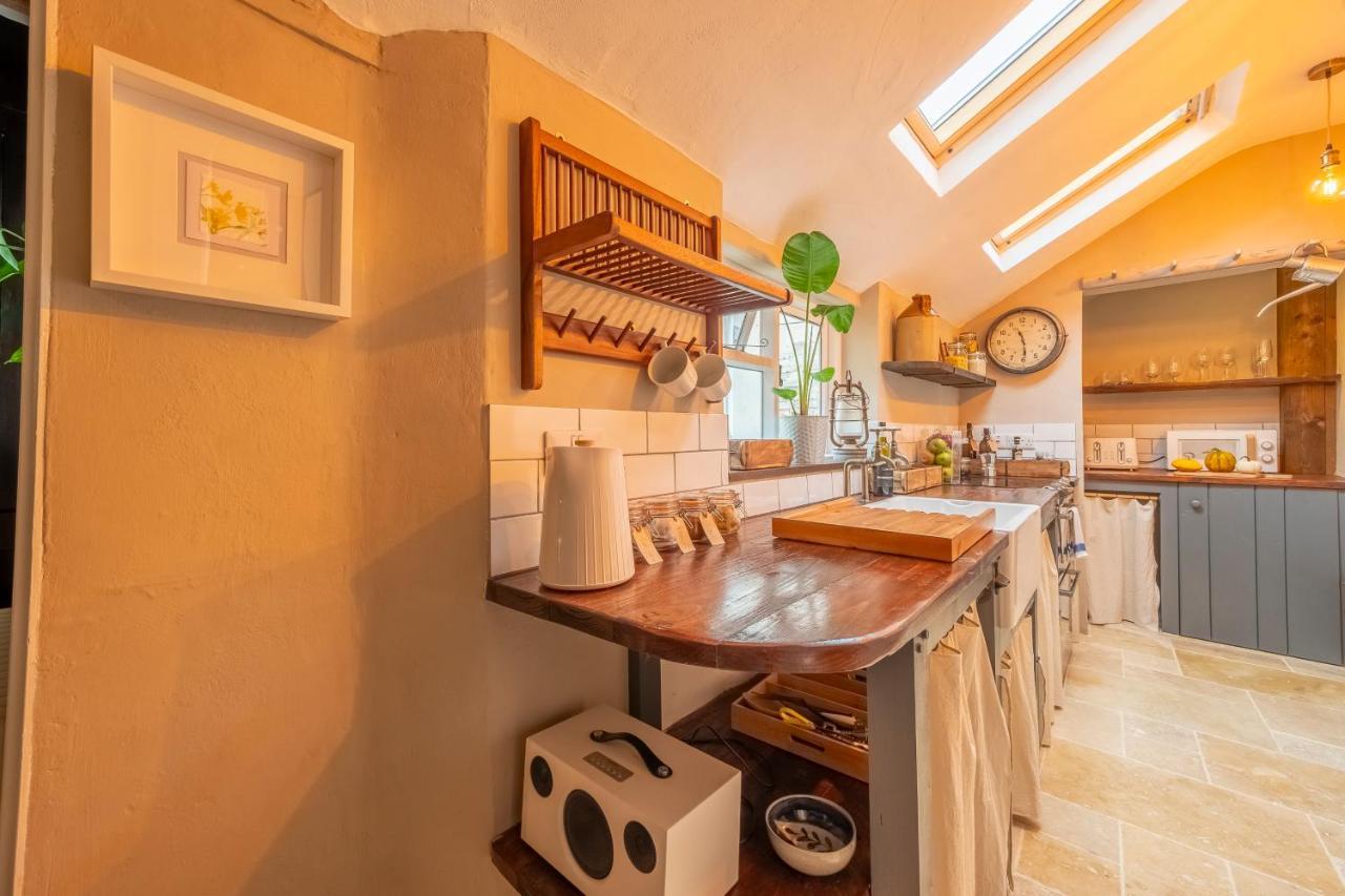 Most Romantic Cottage In Suffolk - Number Four Framlingham Bagian luar foto