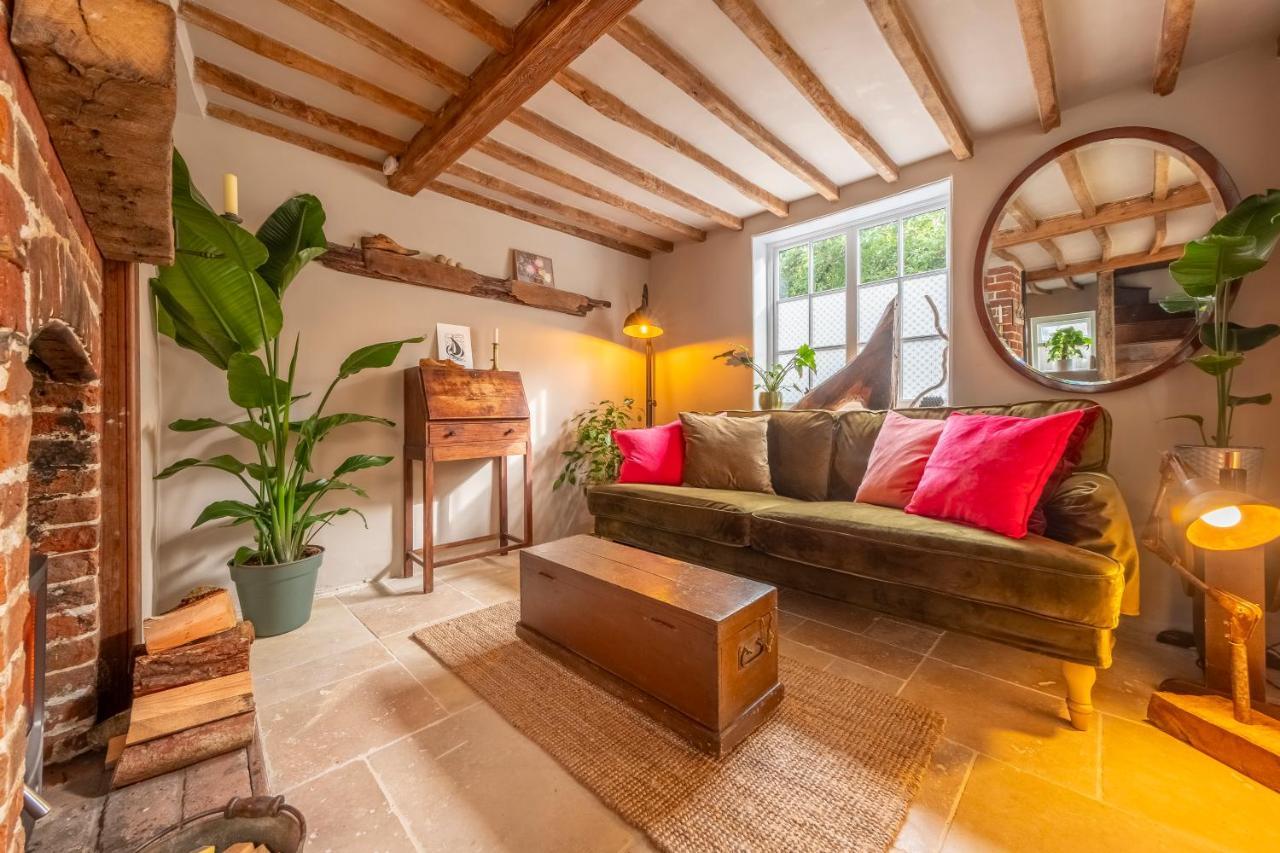 Most Romantic Cottage In Suffolk - Number Four Framlingham Bagian luar foto
