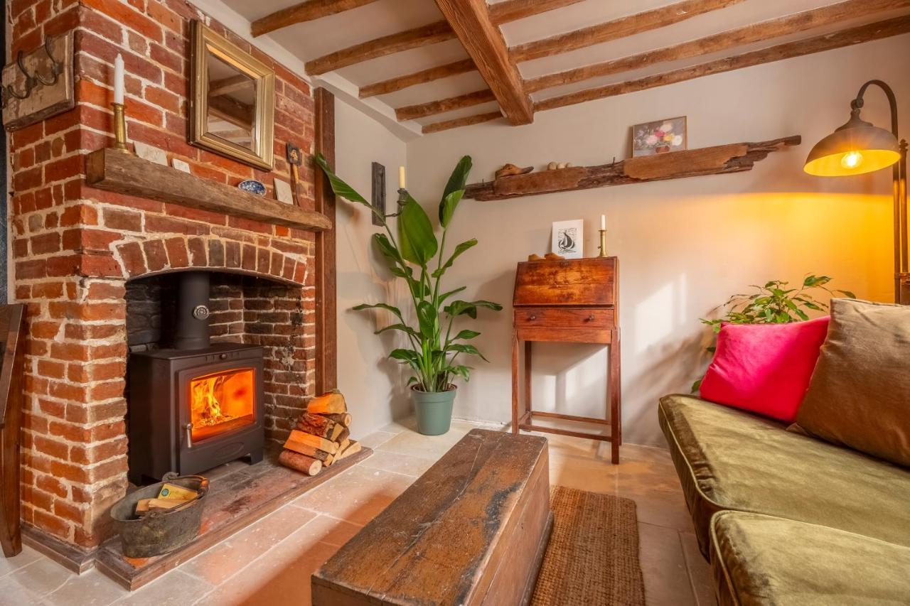 Most Romantic Cottage In Suffolk - Number Four Framlingham Bagian luar foto